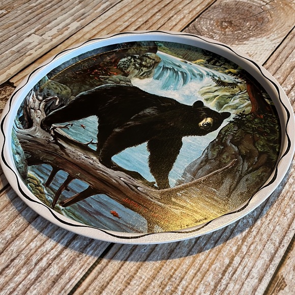 Vintage 1950's James L. Artig Tin Bear Tray - Picture 3 of 6